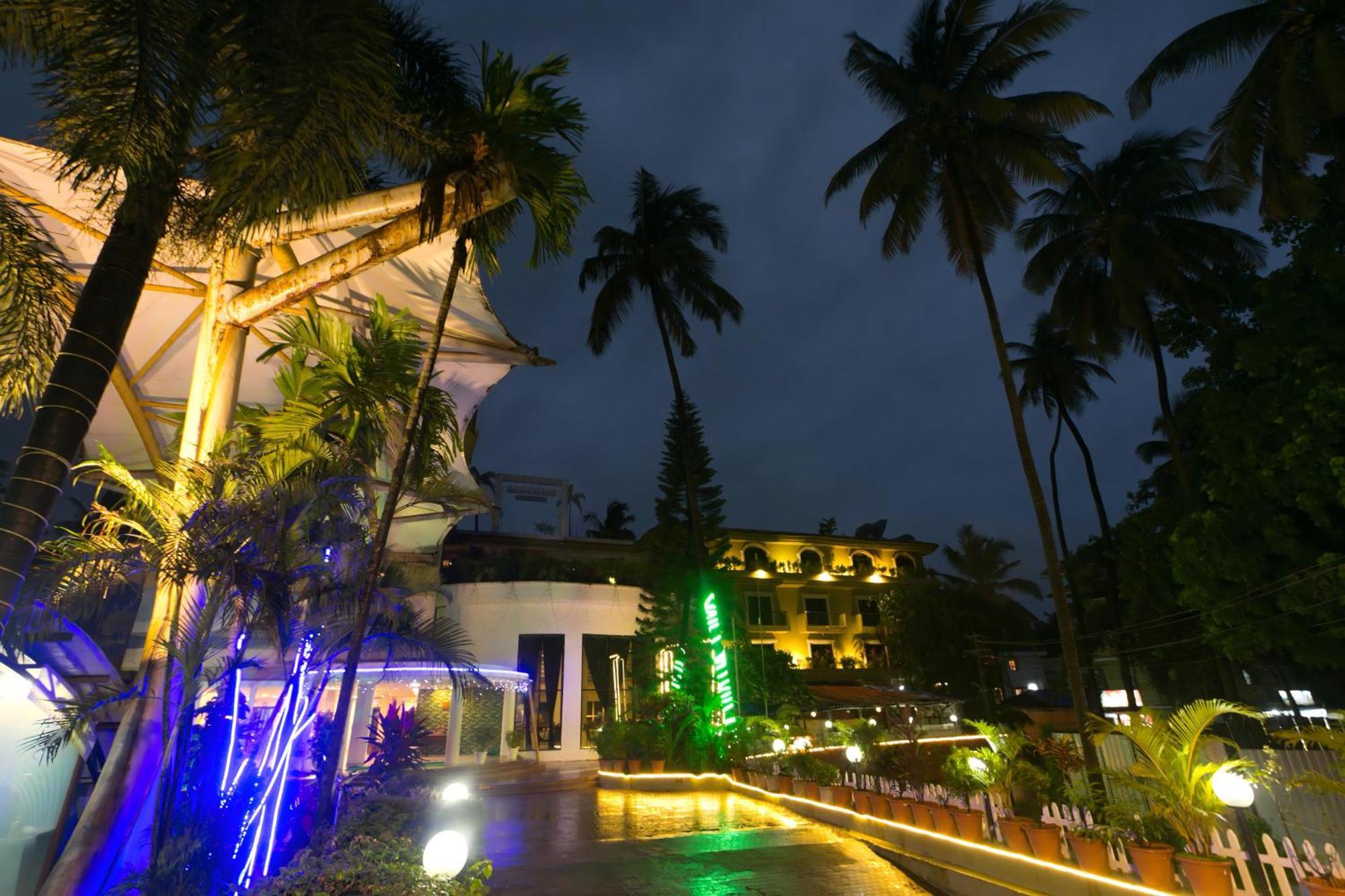 Neelam The Glitz Hotel Calangute Exterior photo